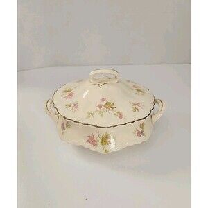 Homer Laughlin Covered Vegetable Casserole Serving Bowl K46N8 Maple Leaf Pattern